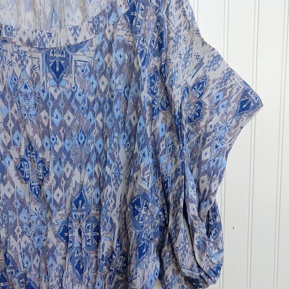 Women's Boho Ikat Print Tunic Top Size XXL 2XL Blue Short Sleeve Kindom Viscose - Picture 4 of 10